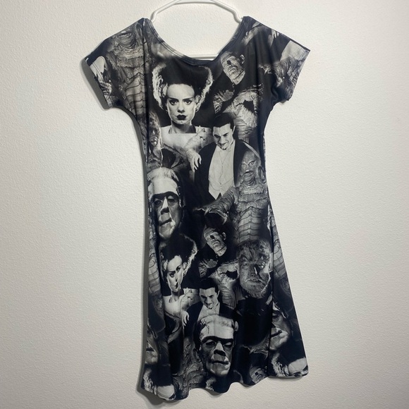 Universal Monsters horror skater dress Halloween - Picture 8 of 8